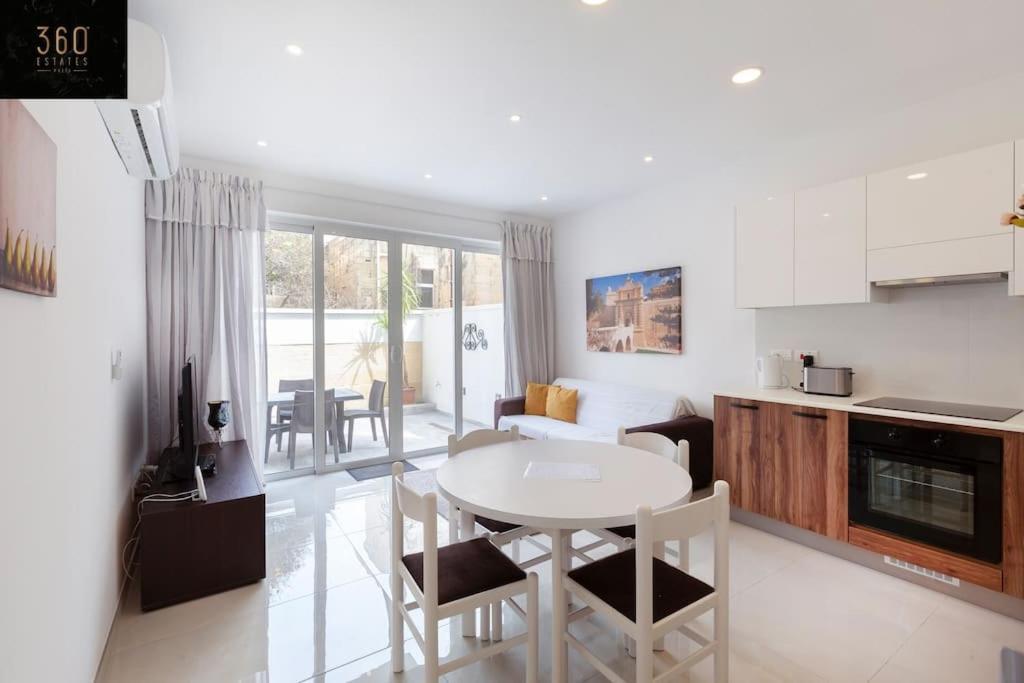 Comfy Apt With Terrace, 5 Mins To Sliema Ferries By 360 Estates Gzira Exterior foto